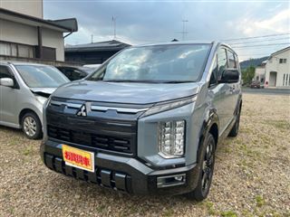 2026 MITSUBISHI DELICA D:5 P8-seater