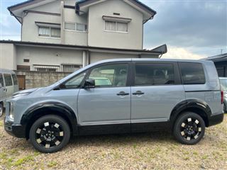 2026 MITSUBISHI DELICA D:5 P8-seater photo 2