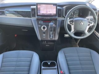 2026 MITSUBISHI DELICA D:5 P 4WD photo 3