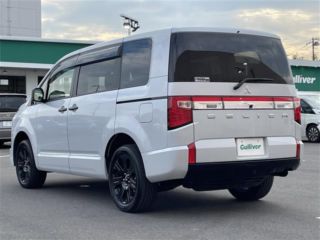 2025 MITSUBISHI DELICA D:5 Black Edition 4WD photo 2