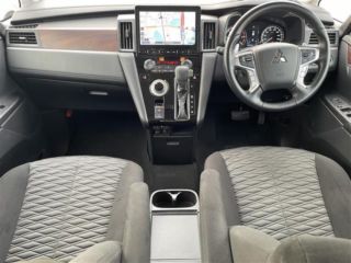 2022 MITSUBISHI DELICA D:5 P 4WD photo 3