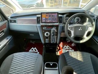 2021 MITSUBISHI DELICA D:5 P 4WD photo 3