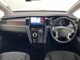 2021 MITSUBISHI DELICA D:5 G 4WD photo 4