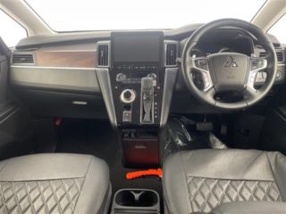 2023 MITSUBISHI DELICA D:5 P 4WD photo 4
