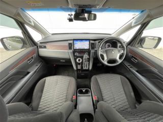 2022 MITSUBISHI DELICA D:5 P 4WD photo 3