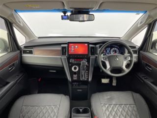 2024 MITSUBISHI DELICA D:5 P 4WD photo 3