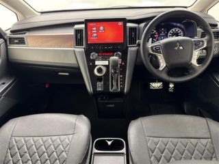 2024 MITSUBISHI DELICA D:5 P 4WD photo 4