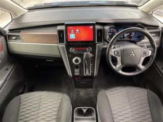 2022 MITSUBISHI DELICA D:5 P 4WD photo 2