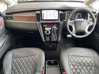 2025 MITSUBISHI DELICA D:5 P 4WD photo 4
