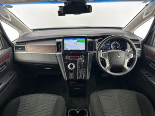2022 MITSUBISHI DELICA D:5 P 4WD photo 3