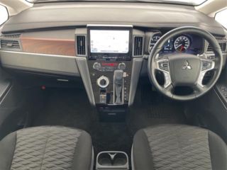 2022 MITSUBISHI DELICA D:5 P 4WD photo 4