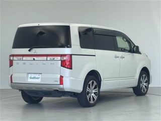 2021 MITSUBISHI DELICA D:5 P 4WD photo 3