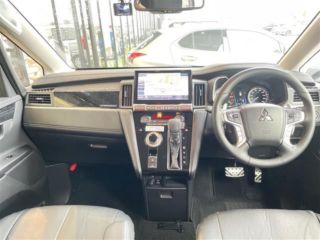 2025 MITSUBISHI DELICA D:5 Chamonix 4WD photo 4