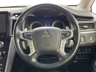 2023 MITSUBISHI DELICA D:5 P 4WD photo 3