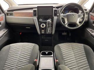 2023 MITSUBISHI DELICA D:5 P 4WD photo 4