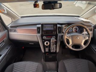 2021 MITSUBISHI DELICA D:5 P 4WD photo 4