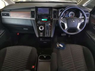 2022 MITSUBISHI DELICA D:5 P 4WD photo 3