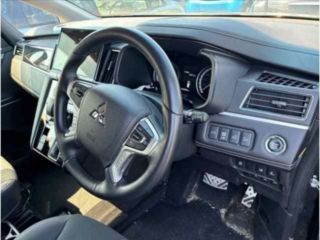 2025 MITSUBISHI DELICA D:5 Chamonix 4WD photo 3
