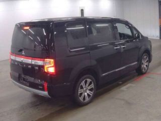 2021 MITSUBISHI DELICA D:5 P photo 3