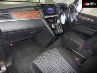 2022 MITSUBISHI DELICA D:5 P 4WD photo 3