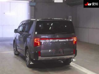 2022 MITSUBISHI DELICA D:5 P 4WD photo 2