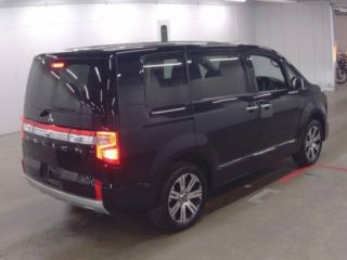 2023 MITSUBISHI DELICA D:5 P 4WD photo 2