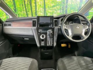 2022 MITSUBISHI DELICA D:5 P photo 2