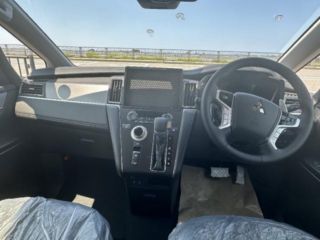 2026 MITSUBISHI DELICA D:5 P photo 3
