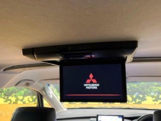 2024 MITSUBISHI DELICA D:5 Chamonix photo 3