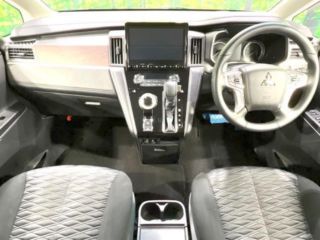 2024 MITSUBISHI DELICA D:5 P photo 2