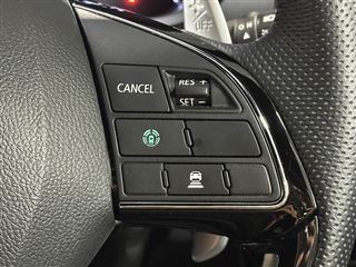 2024 MITSUBISHI ECLIPSE CROSS ☆BLACK Edition photo 5