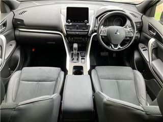 2022 MITSUBISHI ECLIPSE CROSS G Plus Package photo 3
