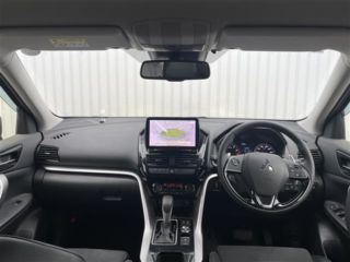 2021 MITSUBISHI ECLIPSE CROSS G 4WD photo 3