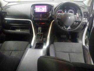 2021 MITSUBISHI ECLIPSE CROSS G photo 3