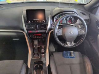 2022 MITSUBISHI ECLIPSE CROSS 4WD G Plus Package photo 3