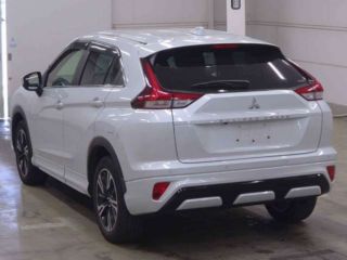 2023 MITSUBISHI ECLIPSE CROSS P 4WD photo 2