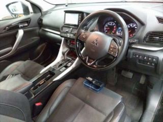 2022 MITSUBISHI ECLIPSE CROSS G photo 5