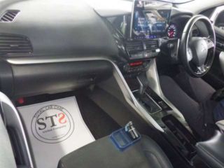 2022 MITSUBISHI ECLIPSE CROSS G Plus Package photo 3