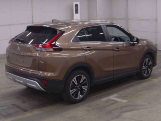 2024 MITSUBISHI ECLIPSE CROSS G photo 2