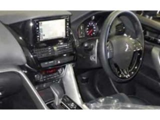 2023 MITSUBISHI ECLIPSE CROSS P 4WD photo 3