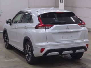 2023 MITSUBISHI ECLIPSE CROSS P 4WD photo 2