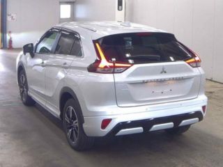 2023 MITSUBISHI ECLIPSE CROSS P 4WD photo 2