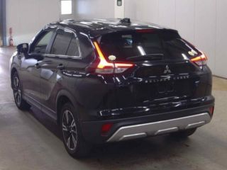 2022 MITSUBISHI ECLIPSE CROSS G Plus Package photo 2