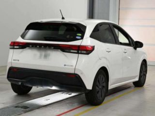 2021 NISSAN NOTE S photo 2