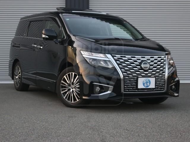 2021 NISSAN ELGRAND VIP 3-row vehicle, black leather seats