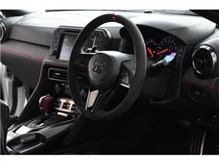 2024 NISSAN GT-R Track Edition photo 4