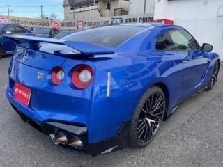 2024 NISSAN GT-R Pure Edition photo 2