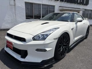 2025 NISSAN GT-R Premium Edition