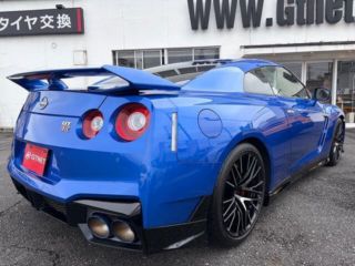2023 NISSAN GT-R Pure Edition photo 2