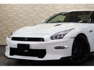 2024 NISSAN GT-R Track Edition Engineered photo 2